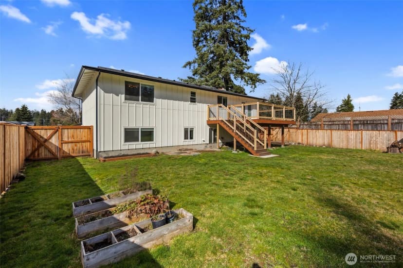 Property photo for 18709 2nd Avenue E, Spanaway photo 30