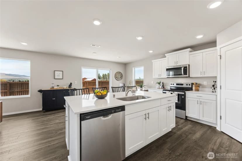 Property photo for 1609 S Mallard Way #15, Ellensburg photo 12