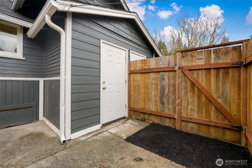 Property photo for 415 N Stillaguamish Avenue, Arlington photo 24