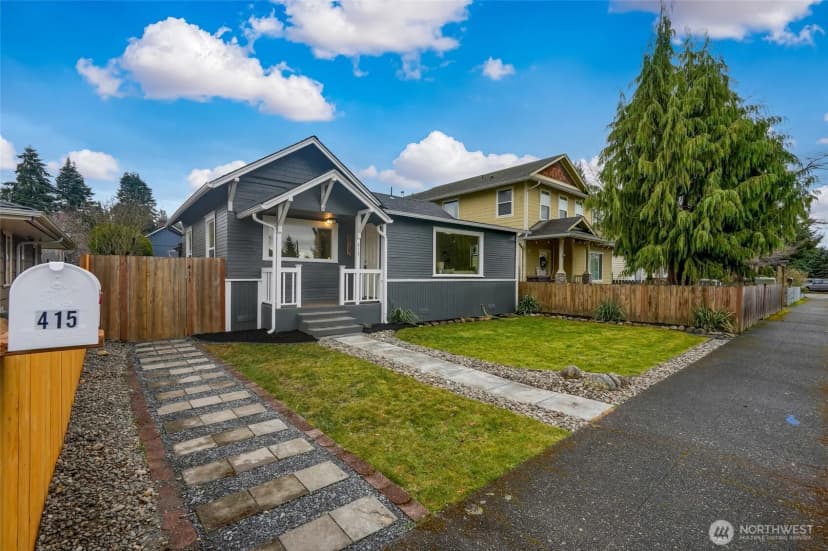 Property photo for 415 N Stillaguamish Avenue, Arlington photo 2