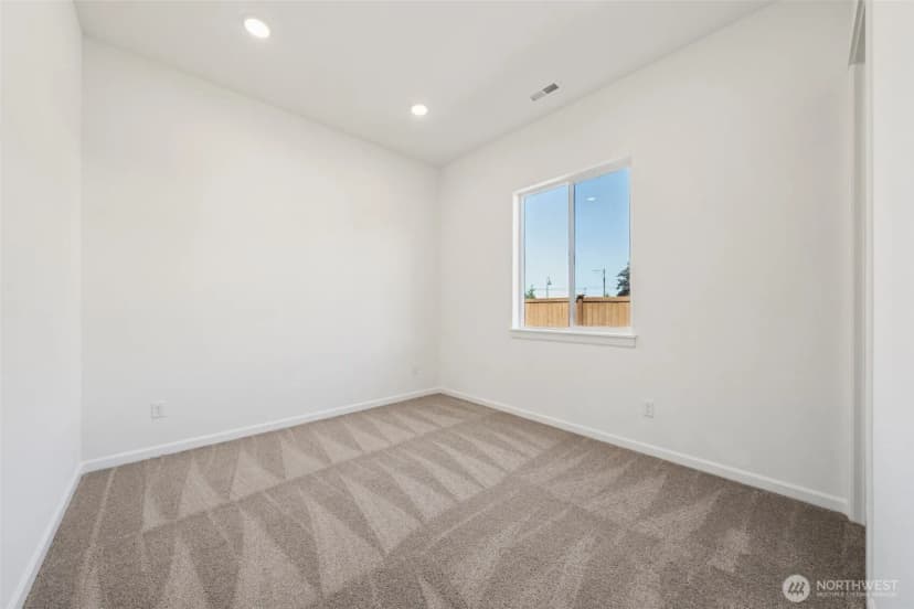 Property photo for 922 Lucas Avenue, Buckley photo 21