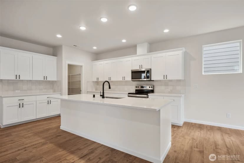 Property photo for 12062 126th Avenue Ct E #8, Puyallup photo 6