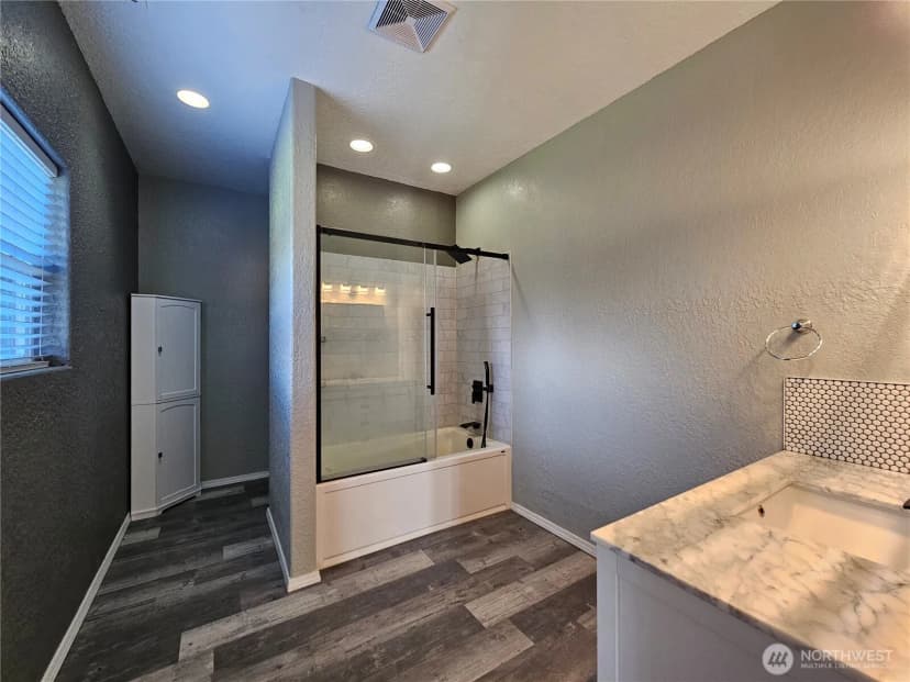 Property photo for 105 Strawberry Hill Road, Elma photo 26