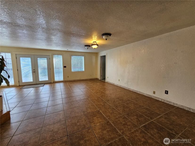 Property photo for 105 Strawberry Hill Road, Elma photo 11