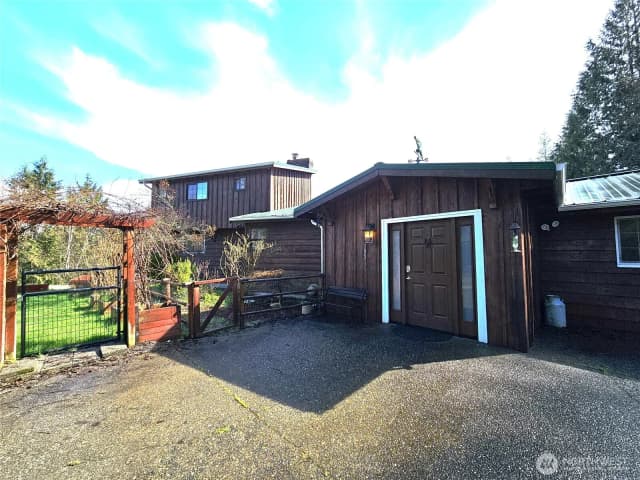 Property photo for 105 Strawberry Hill Road, Elma