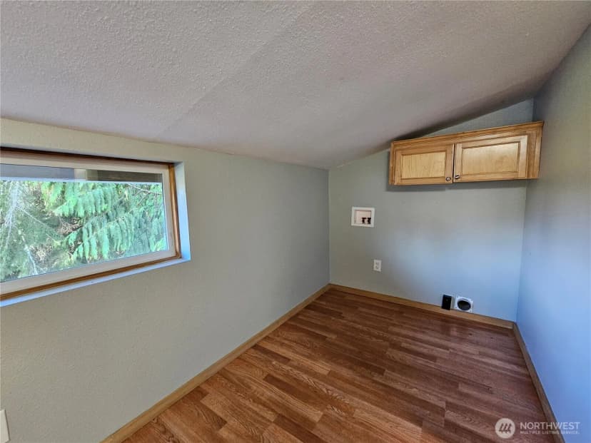 Property photo for 105 Strawberry Hill Road, Elma photo 39