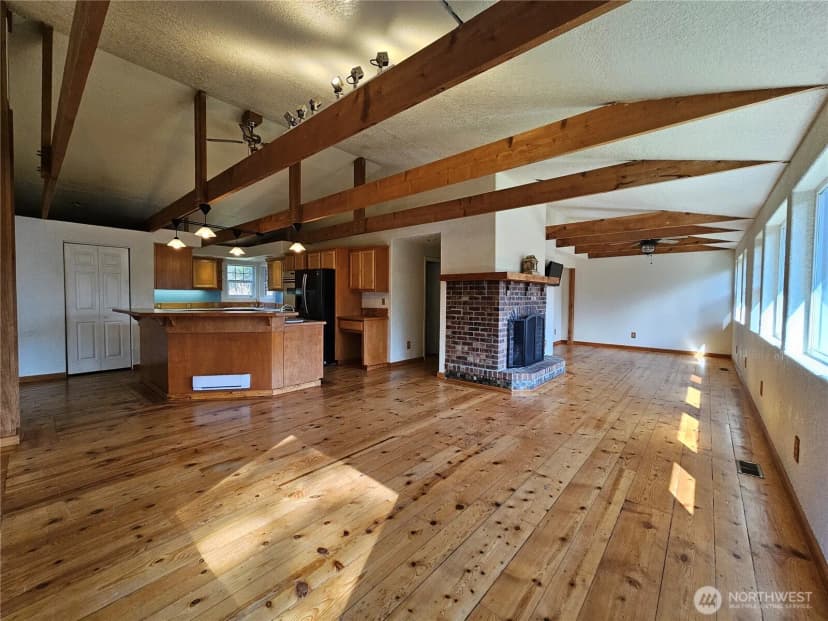 Property photo for 105 Strawberry Hill Road, Elma photo 13