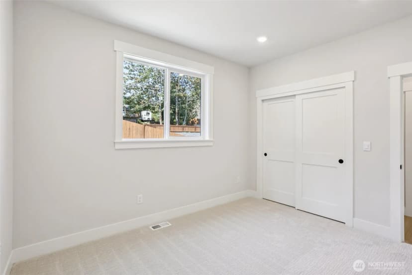 Property photo for 328 182nd Place Se, Bothell photo 20