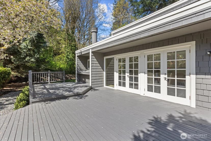 Property photo for 1825 112th Avenue Ne, Bellevue photo 13