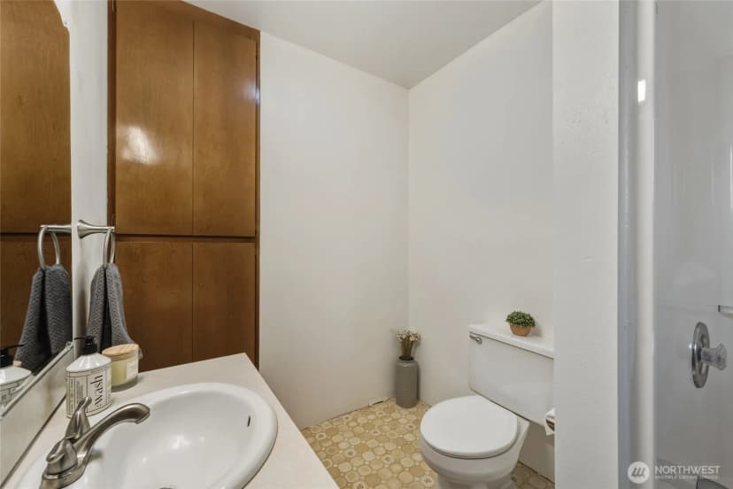 Property photo for 223 Se 10th Street, College Place photo 19