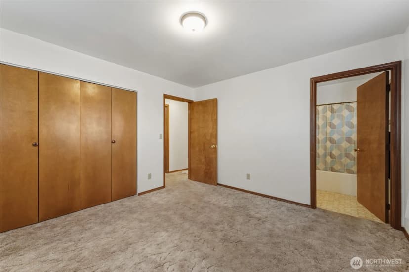 Property photo for 223 Se 10th Street, College Place photo 17