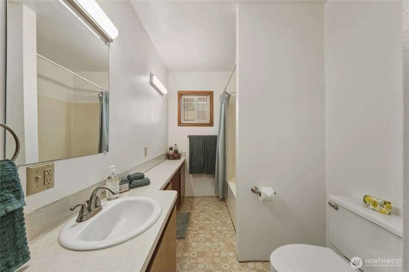 Property photo for 223 Se 10th Street, College Place photo 13