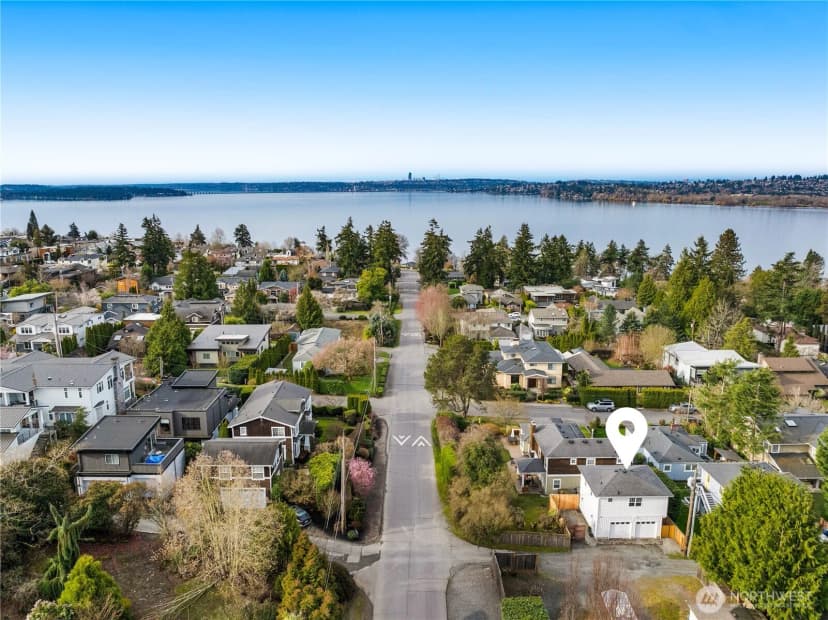 Property photo for 604 14th Avenue W, Kirkland