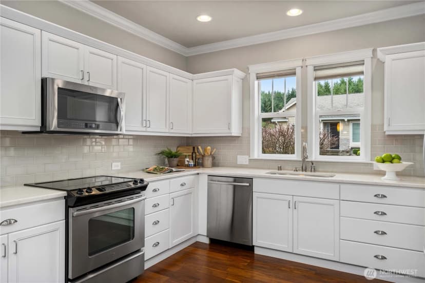 Property photo for 19221 143rd Street E, Bonney Lake photo 9