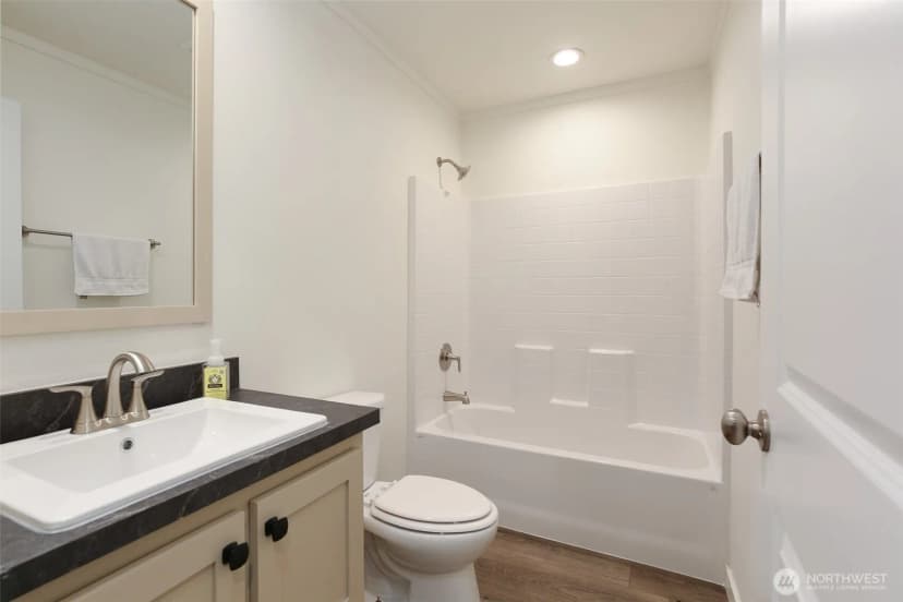 Property photo for 464 Sycamore Road, Coupeville photo 18