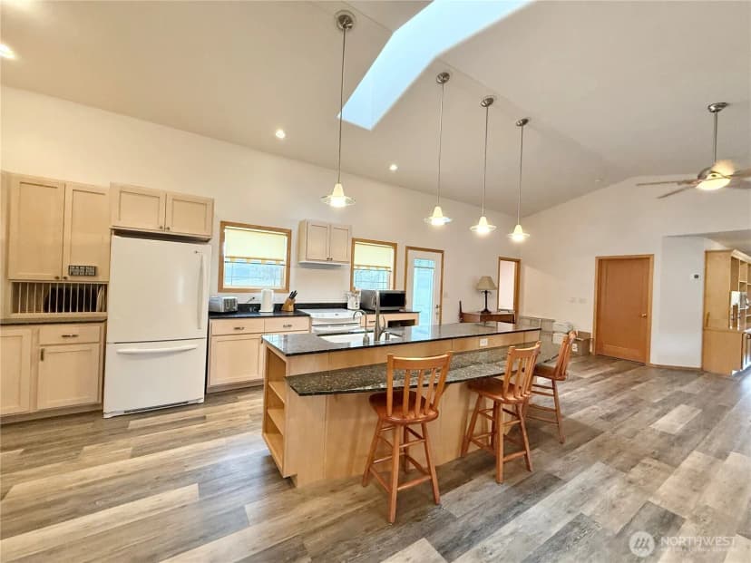Property photo for 726 Kenwood Street, Omak photo 7