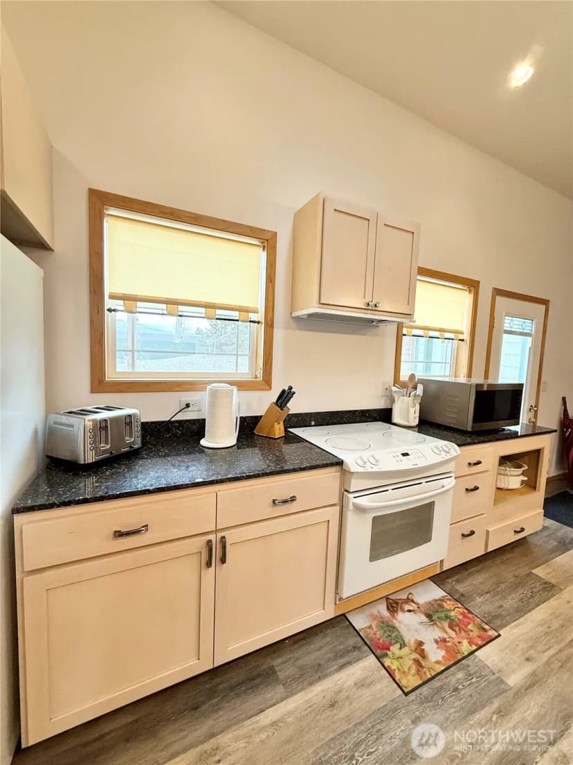 Property photo for 726 Kenwood Street, Omak photo 11