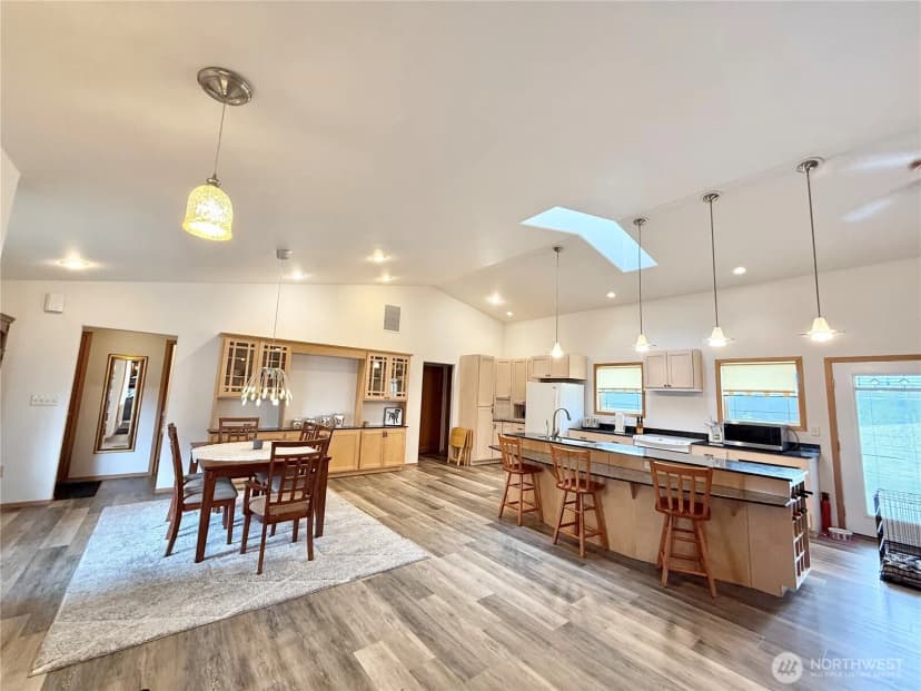 Property photo for 726 Kenwood Street, Omak photo 3