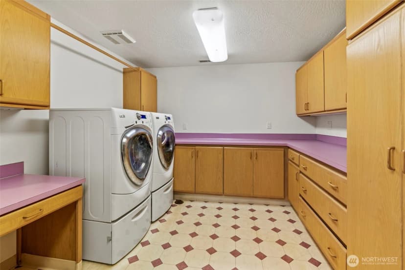 Property photo for 265 Sunset Drive, Longview photo 16