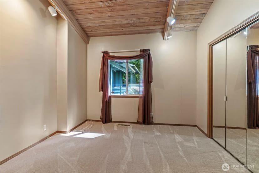 Property photo for 265 Sunset Drive, Longview photo 12
