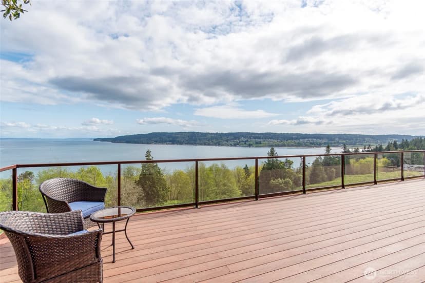 Property photo for 4420 Jones Road, Oak Harbor photo 6