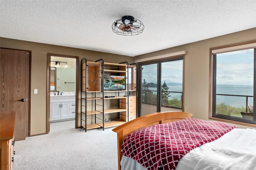 Property photo for 4420 Jones Road, Oak Harbor photo 15
