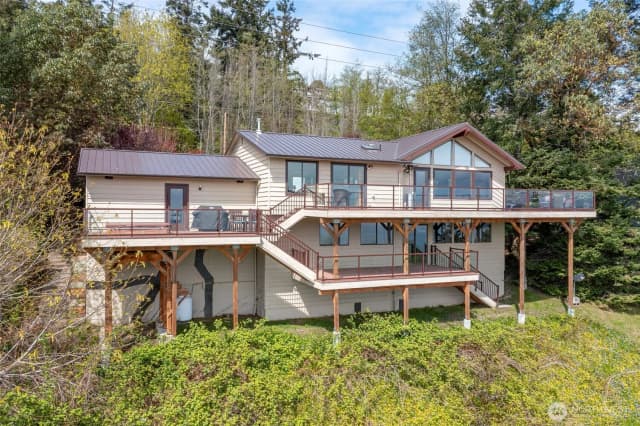 Property photo for 4420 Jones Road, Oak Harbor