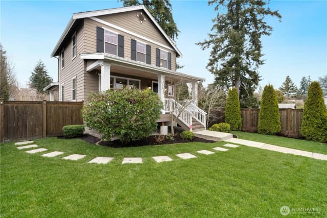 Property photo for 7709 17th Avenue Sw, Seattle photo 3
