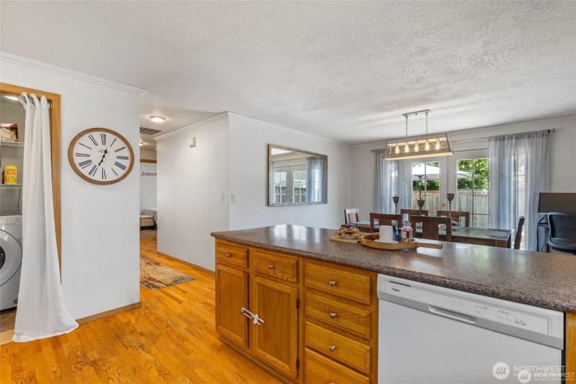 Property photo for 5614 Mount Saint Helens Street Se, Lacey photo 12
