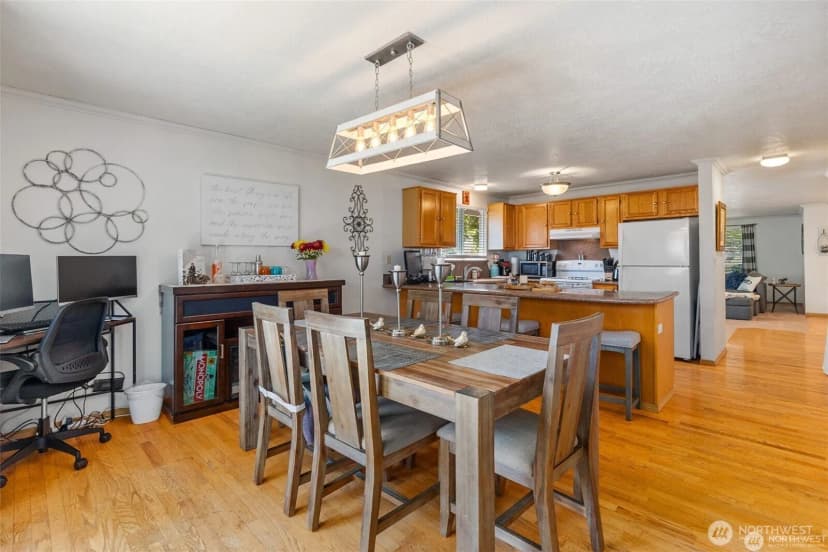 Property photo for 5614 Mount Saint Helens Street Se, Lacey photo 6