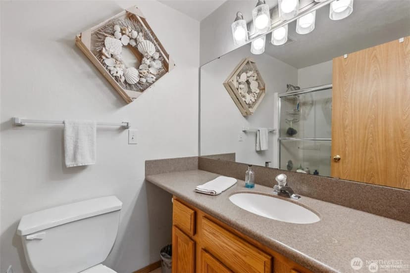Property photo for 5614 Mount Saint Helens Street Se, Lacey photo 13