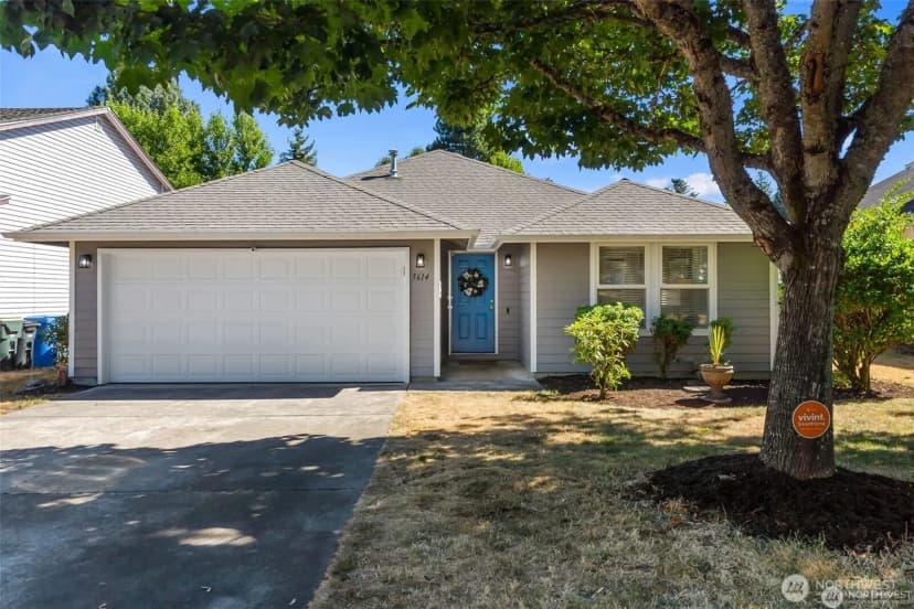 Property photo for 5614 Mount Saint Helens Street Se, Lacey