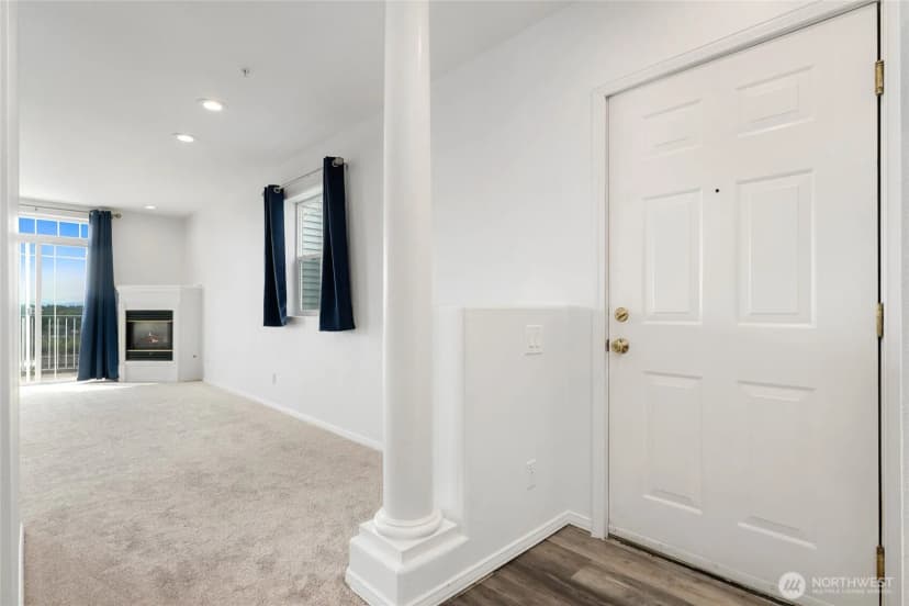 Property photo for 3990 129 Place Se #302, Bellevue photo 4