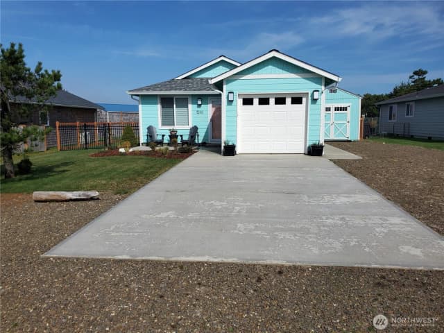 Property photo for 801 340th Place, Ocean Park photo 5