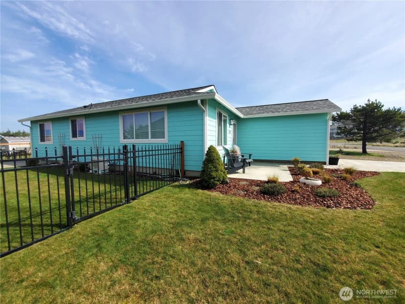 Property photo for 801 340th Place, Ocean Park photo 7