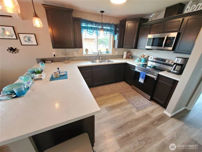 Property photo for 801 340th Place, Ocean Park photo 14