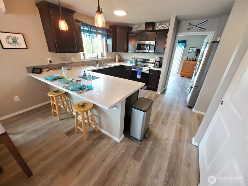 Property photo for 801 340th Place, Ocean Park photo 12