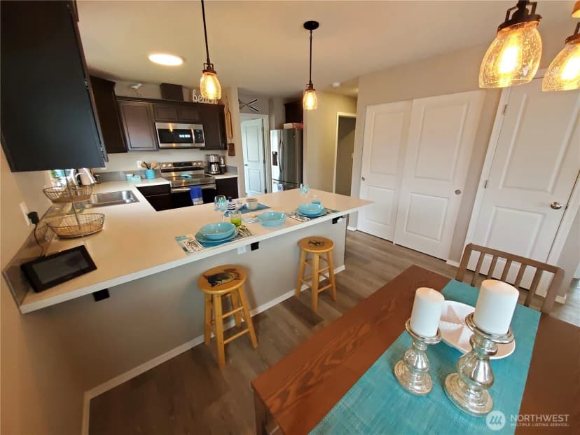 Property photo for 801 340th Place, Ocean Park photo 11