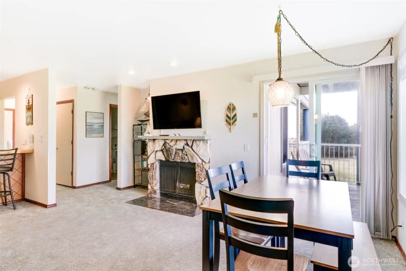 Property photo for 210 Nw 26th Street #115-16, Long Beach photo 13