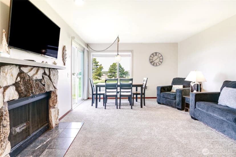 Property photo for 210 Nw 26th Street #115-16, Long Beach photo 10
