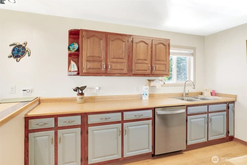 Property photo for 210 Nw 26th Street #115-16, Long Beach photo 6