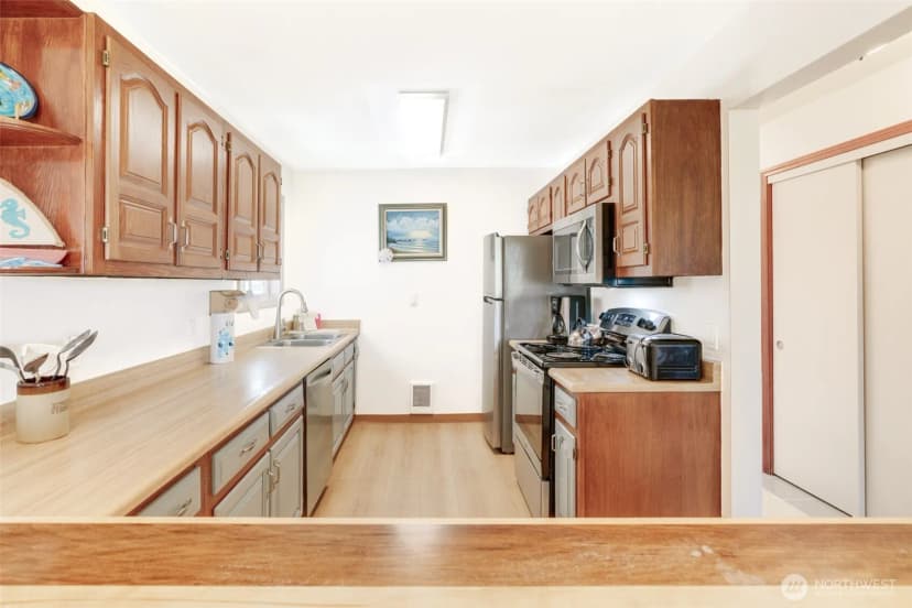 Property photo for 210 Nw 26th Street #115-16, Long Beach photo 3