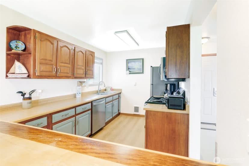 Property photo for 210 Nw 26th Street #115-16, Long Beach photo 5