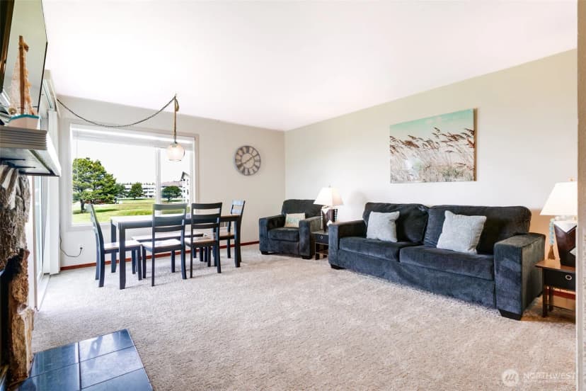 Property photo for 210 Nw 26th Street #115-16, Long Beach photo 9