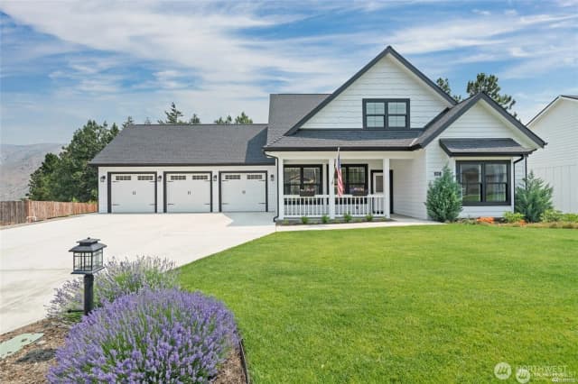 Property photo for 1017 Crest Loop, Entiat