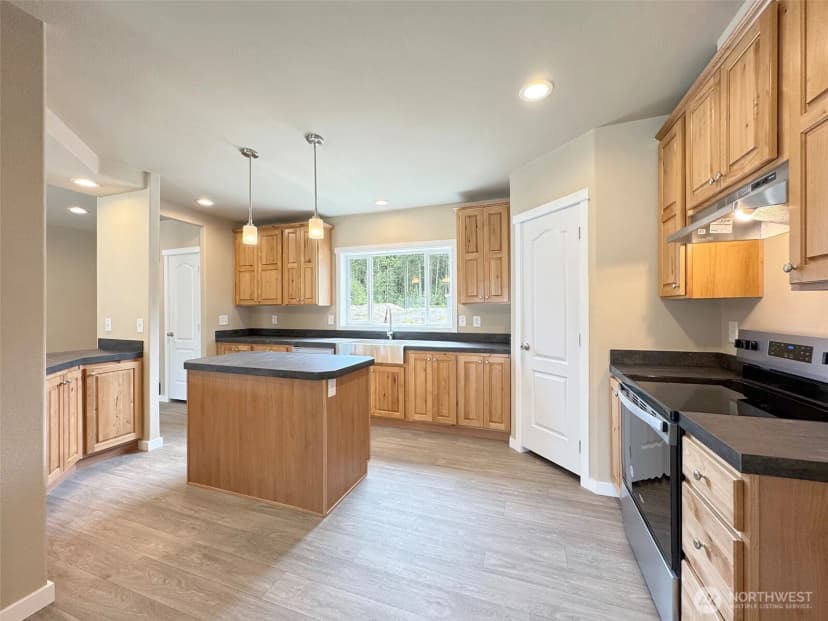 Property photo for 3 Butterfly Lane, Sequim photo 6