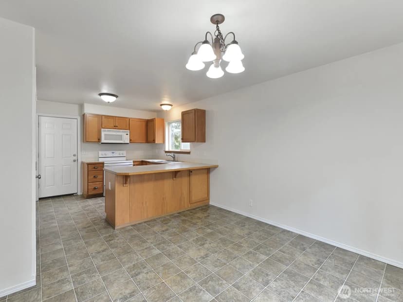 Property photo for 18314 Rampart Drive Se, Yelm photo 16