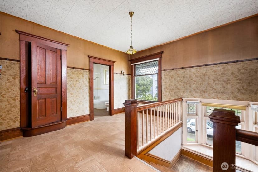 Property photo for 617 E Chestnut Street, Bellingham photo 19