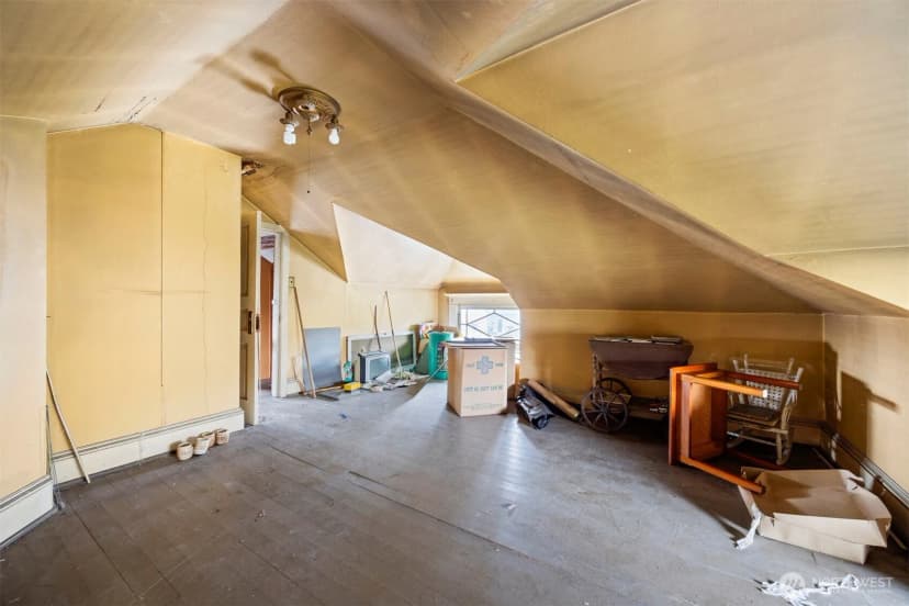Property photo for 617 E Chestnut Street, Bellingham photo 32
