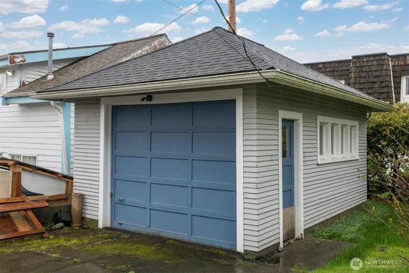 Property photo for 617 E Chestnut Street, Bellingham photo 6